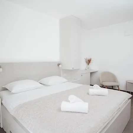 Blanco - Near Airport Banja Luka *